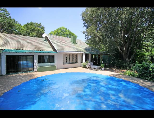 3 BEDROOM HOUSE FOR SALE IN BRYANSTON